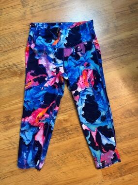 Athleta Leggings Sz S Watercolor Design